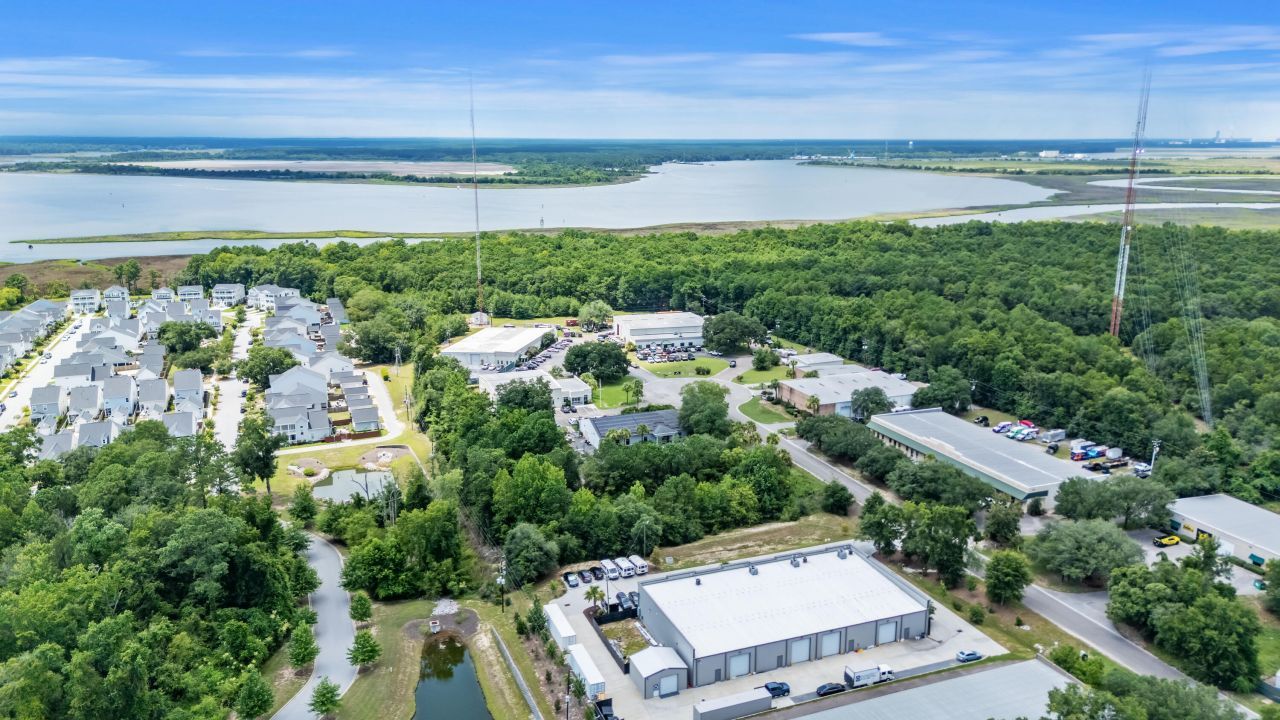 481 Jessen Lane Photo 7