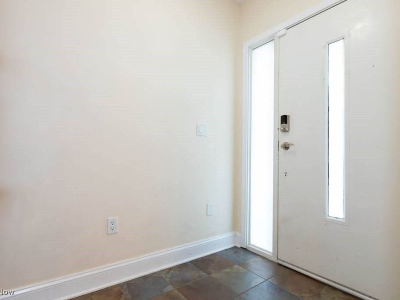 12581 Larchmere Boulevard, Unit 1, Cleveland, OH 44120 Photo 23