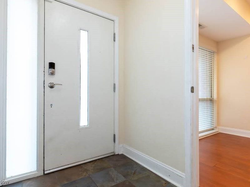 12581 Larchmere Boulevard, Unit 1, Cleveland, OH 44120 Photo 24