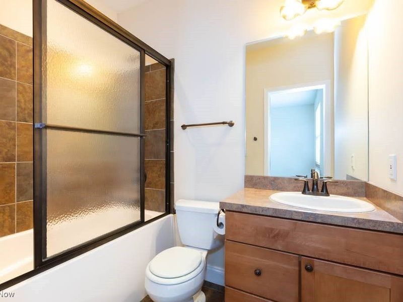 12581 Larchmere Boulevard, Unit 1, Cleveland, OH 44120 Photo 26