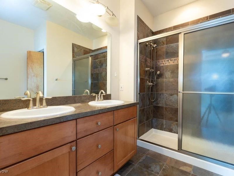 12581 Larchmere Boulevard, Unit 1, Cleveland, OH 44120 Photo 28