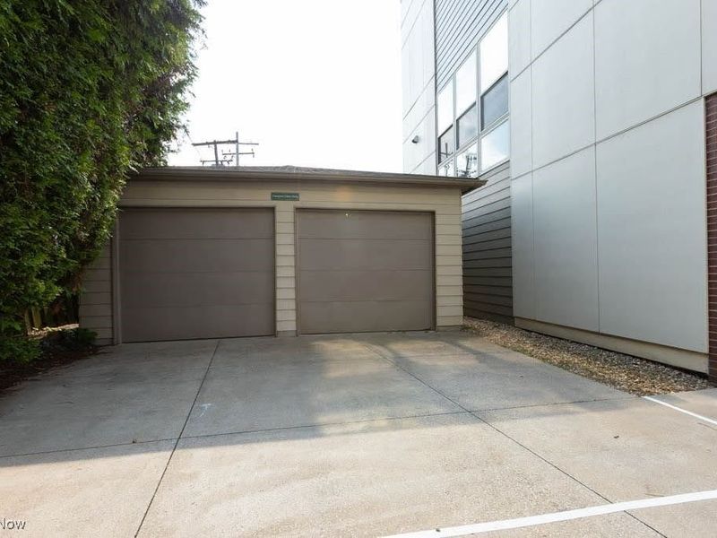 12581 Larchmere Boulevard, Unit 1, Cleveland, OH 44120 Photo 40