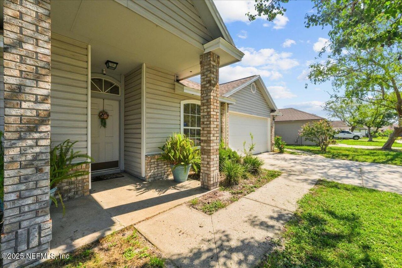 9125 Camshire Drive, Jacksonville, FL 32244 Photo
