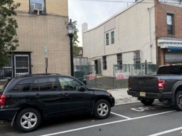 2407 Central Ave, Union, NJ 07087