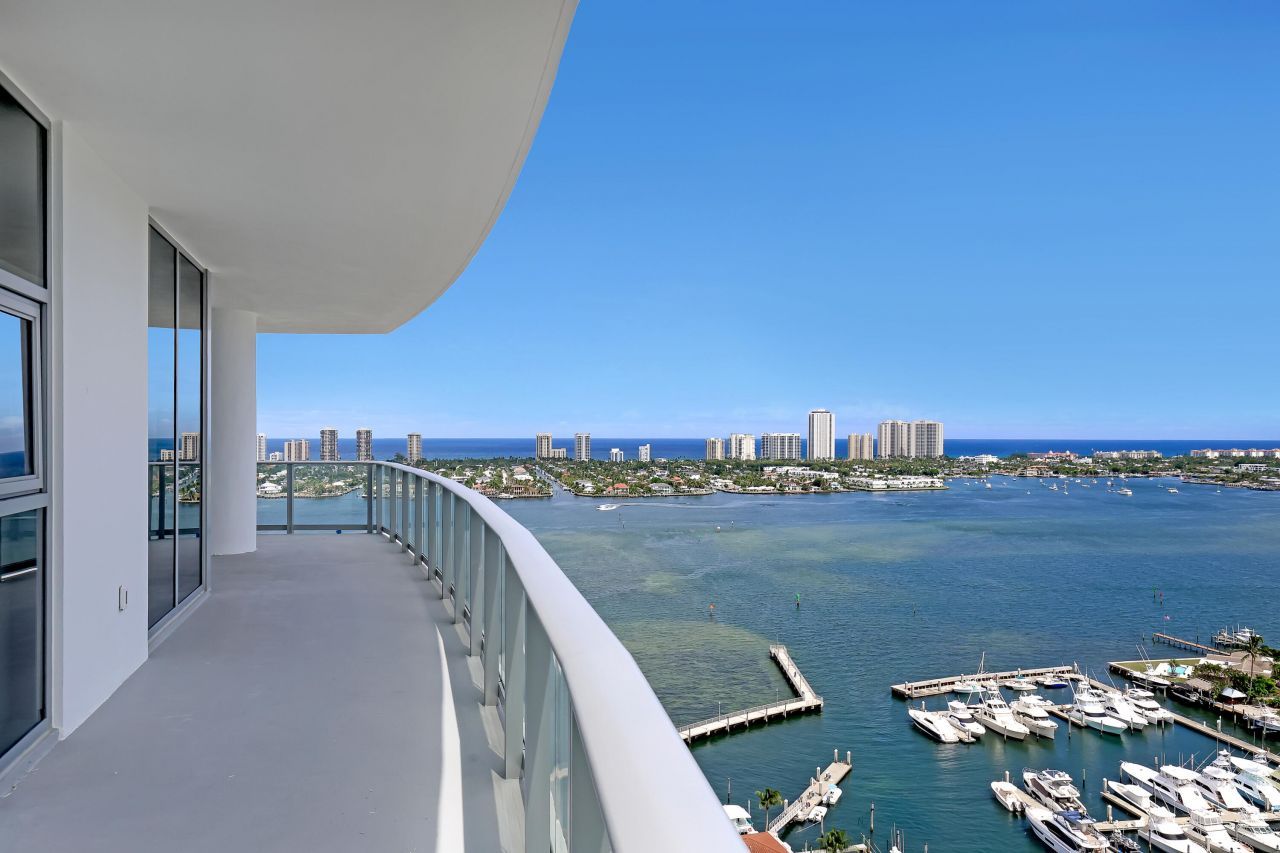 220 Lake Shore Drive, Unit N-2103, Lake Park, FL 33403 Photo