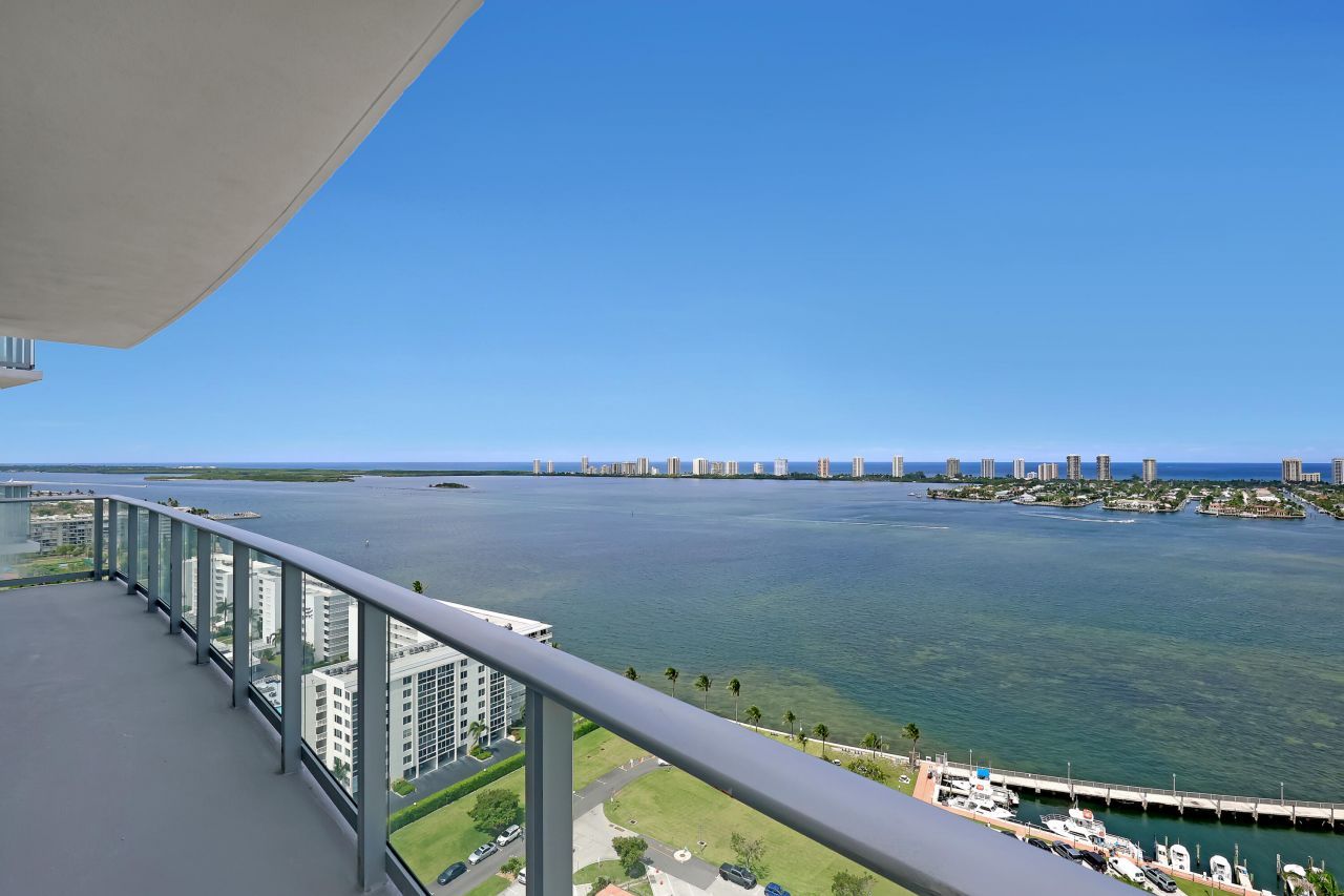 220 Lake Shore Drive, Unit N-2103, Lake Park, FL 33403 Photo