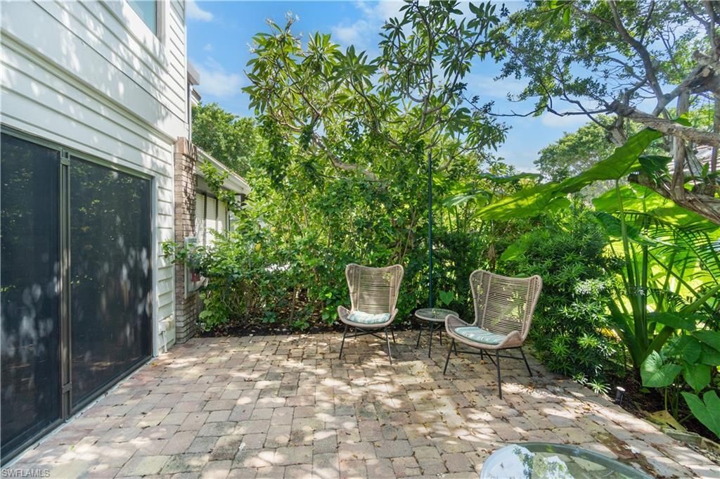 4018 Crayton Rd, Unit B2, Naples, FL 34103 Photo