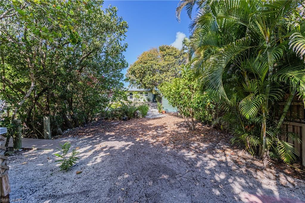 401 Panay Ave, Naples, FL 34113 Photo
