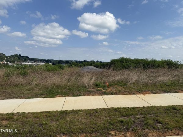 126 Glaze Farm Way, Johnson City, TN 37601