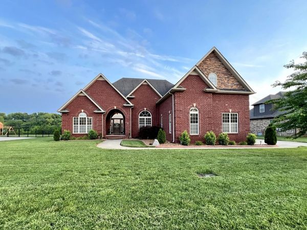 1956 Boyer Blvd, Clarksville, TN 37043