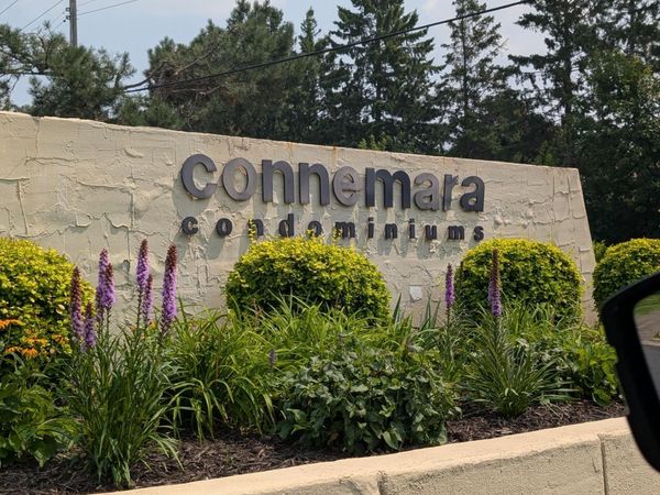 2485 Londin Lane E, Unit 323, Maplewood, MN 55119