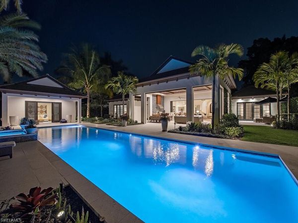 740 Banyan BLVD, NAPLES, FL 34102