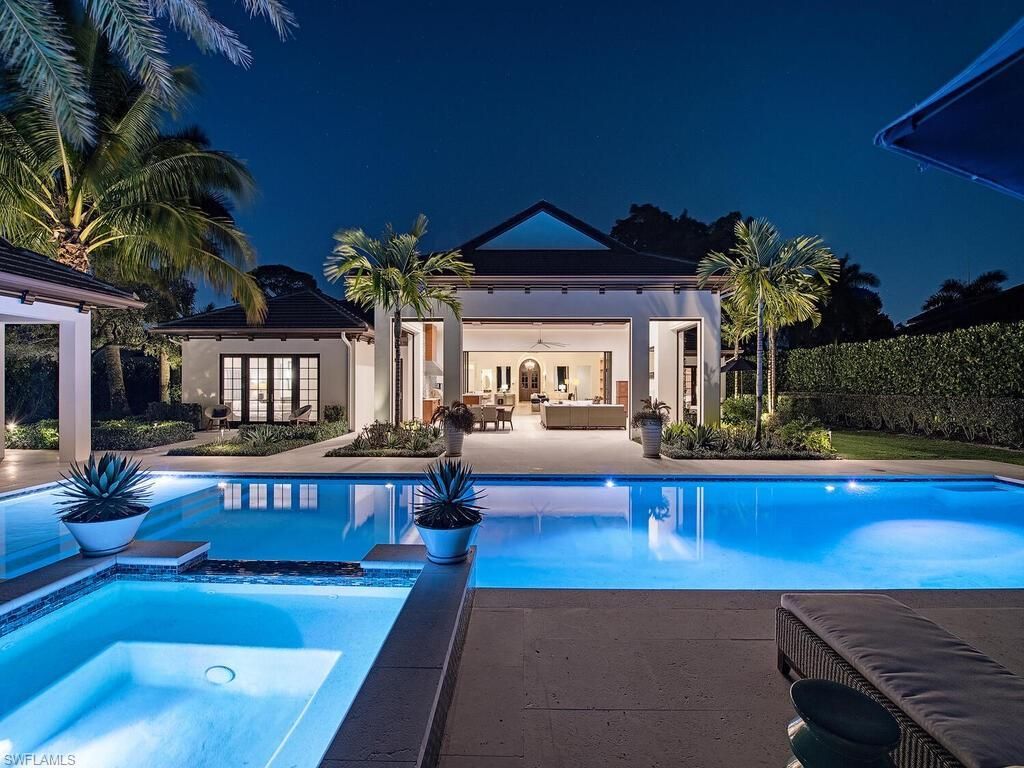 740 Banyan Blvd, Naples, FL 34102 Photo