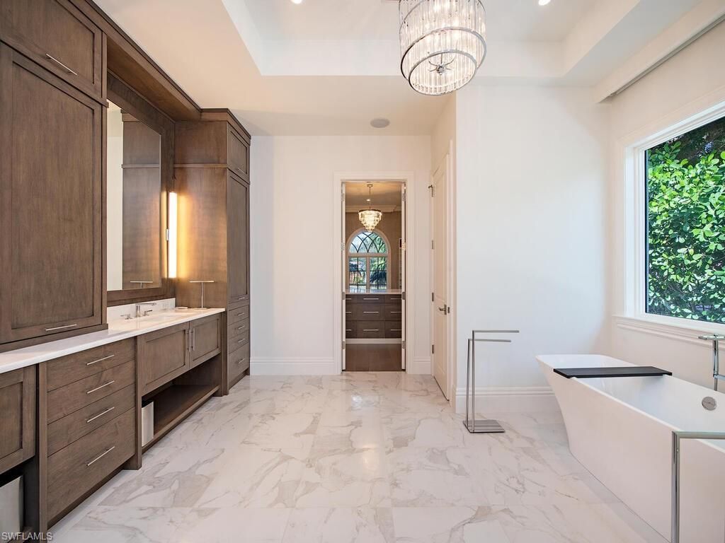 740 Banyan Blvd, Naples, FL 34102 Photo