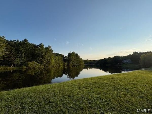 5683 Forest Drive, Hillsboro, MO 63050