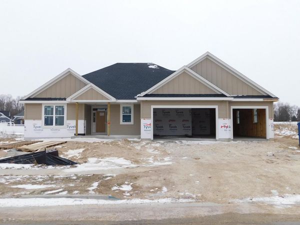 285 Mulberry LANE, Grafton, WI 53024