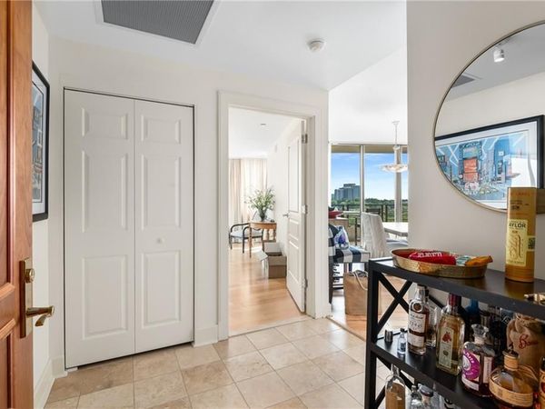 700 Park Regency Place NE, Unit 1906, Atlanta, GA 30326