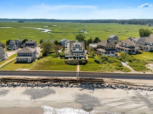 71 Gurnet Rd, Duxbury, MA 02332