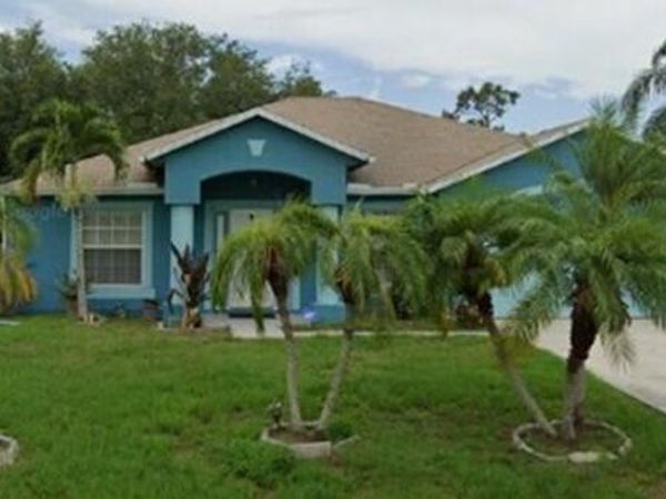 5303 NW Nassau Lane, Port St. Lucie, FL 34983