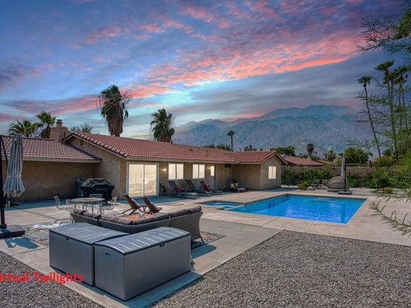2450 Tamarisk Road, Palm Springs, CA 92262