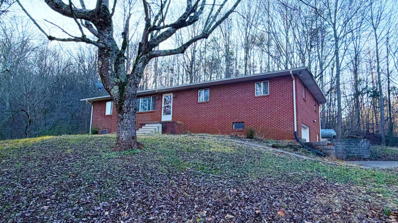 2568 E Highway 39, Englewood, TN 37329 Main Photo