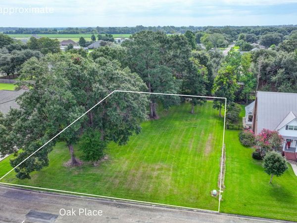 5 Oak Place, New Iberia, LA 70563