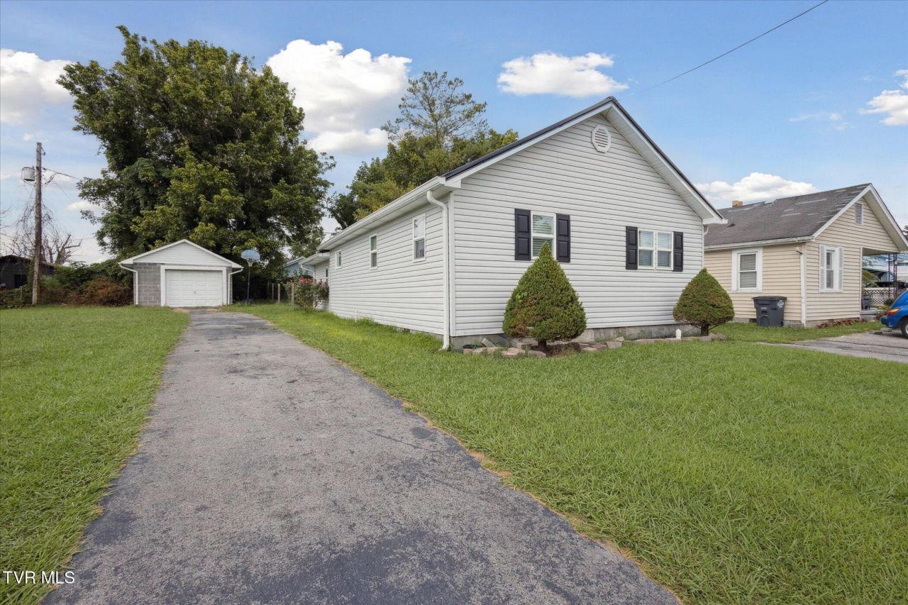 924 Campbell Street, Kingsport, TN 37660 Main Photo