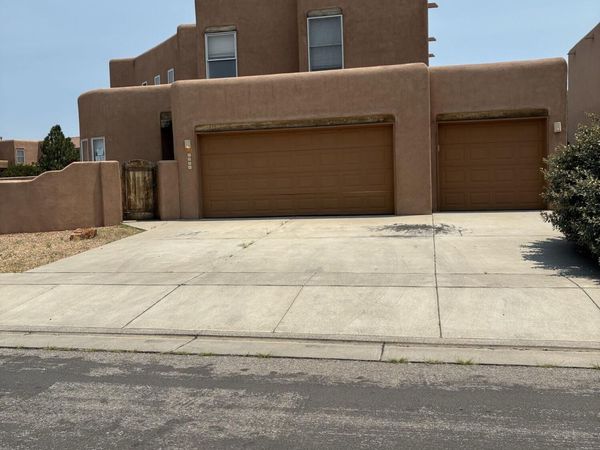 6244 Zaltana Road NW, Albuquerque, NM 87120