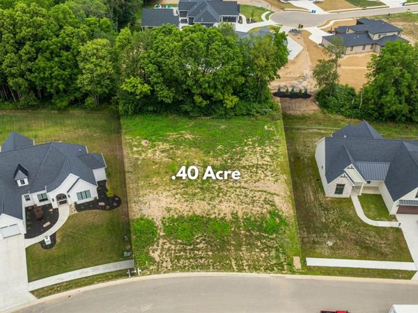495 E Basalt Drive, Huntertown, IN 46748
