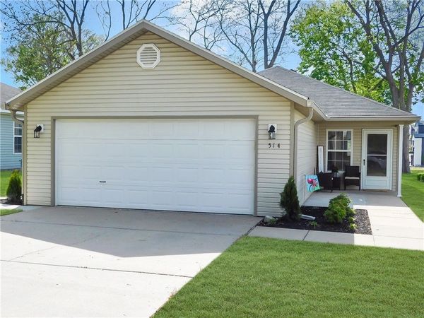 514 SE D Street, Bentonville, AR 72712