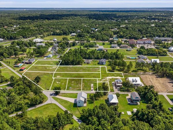 Nhn Hughes Street, Waveland, MS 39576