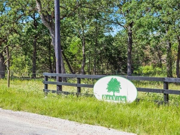 1136 Oak View LN, Unit Lot 22, Thrall, TX 76578