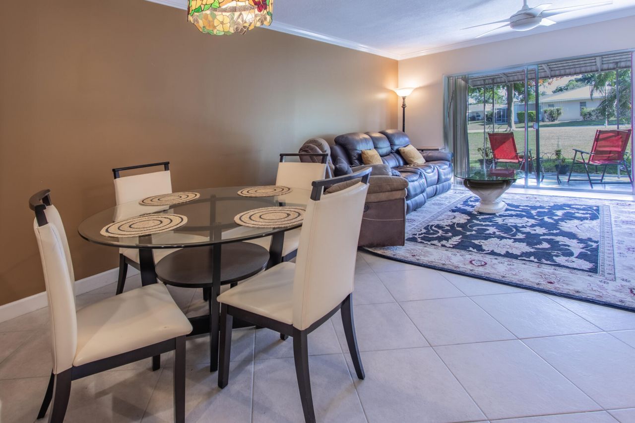 8666 Bella Vista Drive, Unit 111, Boca Raton, FL 33433 Photo