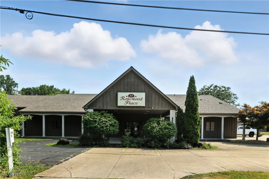 4489 Oberlin Avenue, Lorain, OH 44053