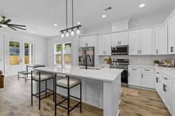 1918 Emden Street photo 4