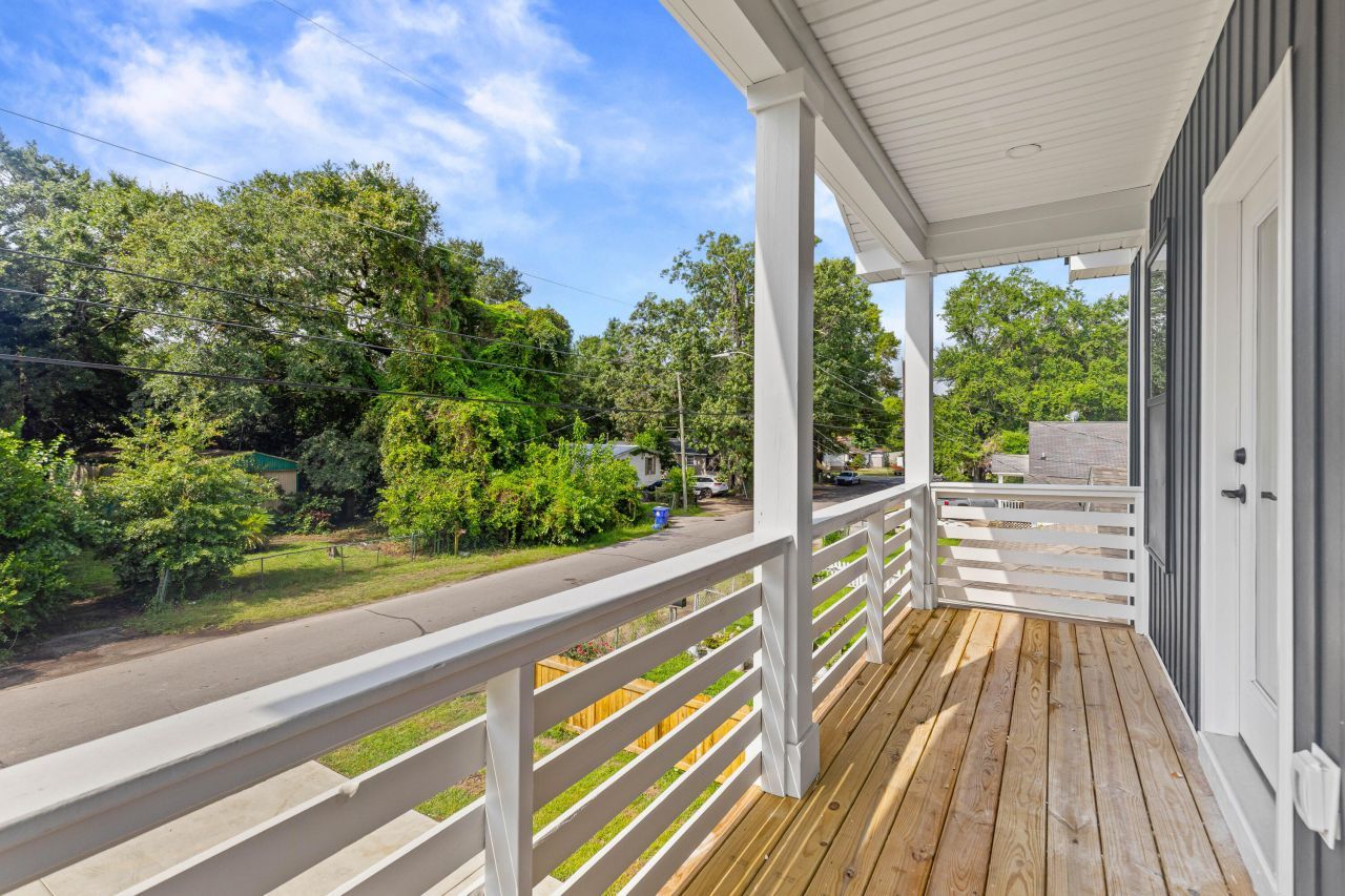 1918 Emden Street Photo 28