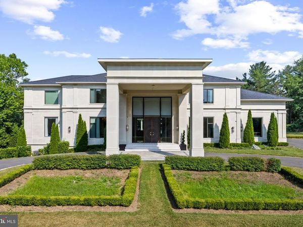 8880 BRADLEY BOULEVARD, BETHESDA, MD 20817