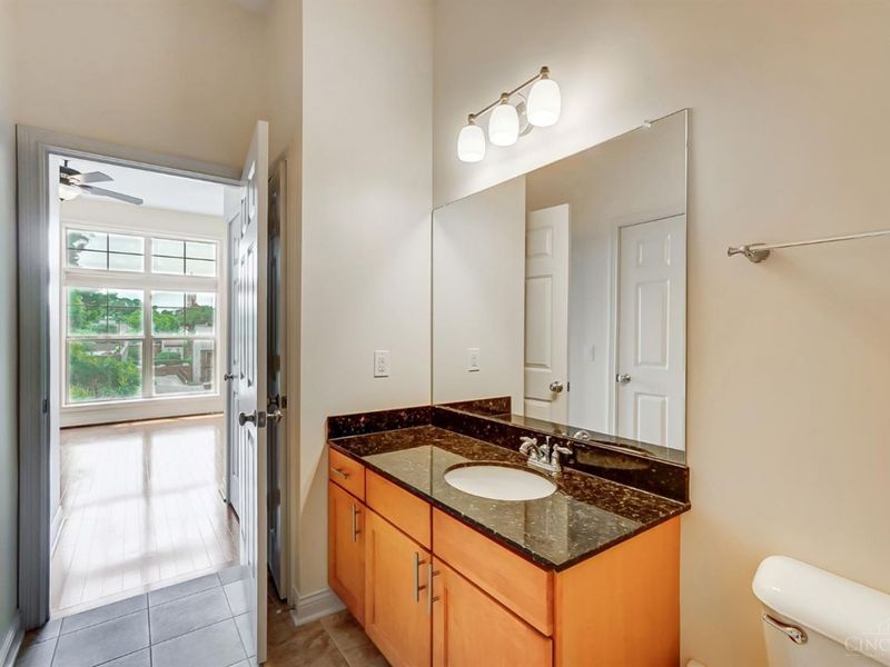 252 Stetson Street, Unit 303, Cincinnati, OH 45219 Photo 11