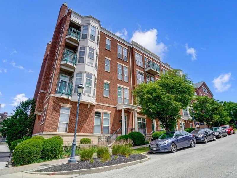 252 Stetson Street, Unit 303, Cincinnati, OH 45219 Photo 16