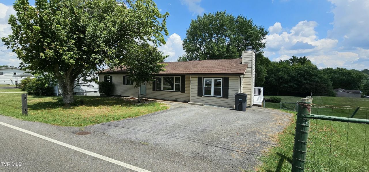 1921 Fairview Avenue, Kingsport, TN 37665 Main Photo