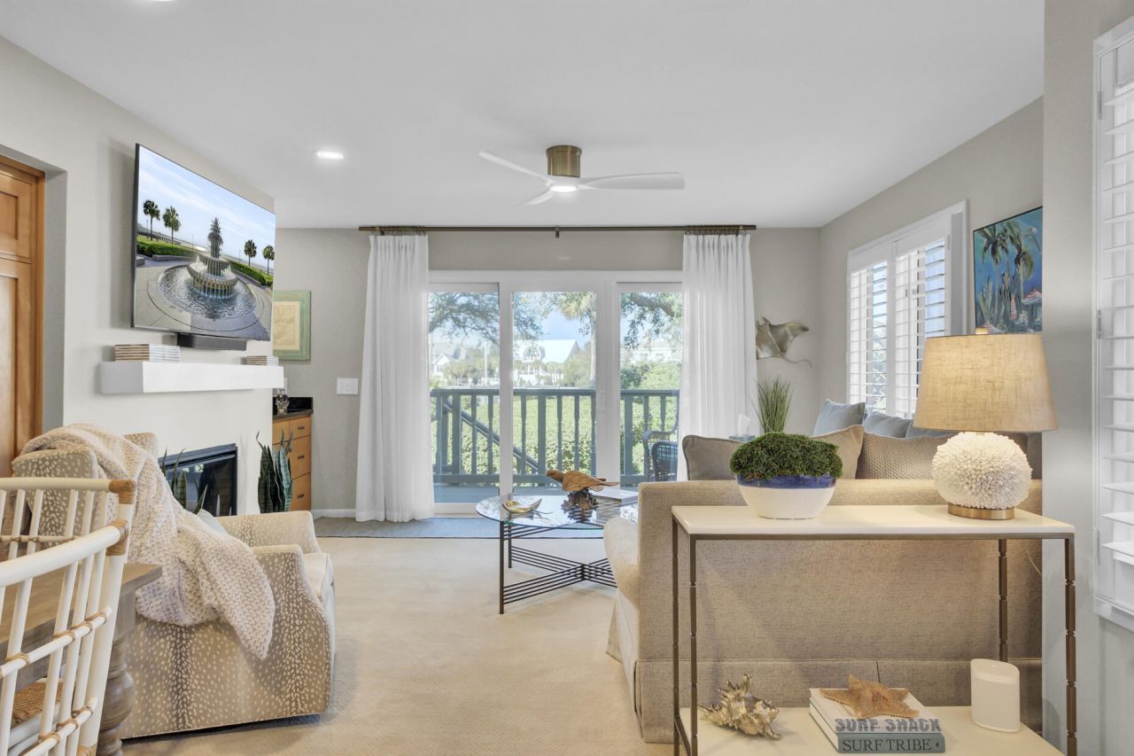 409 Yacht Harbor Court Photo 2