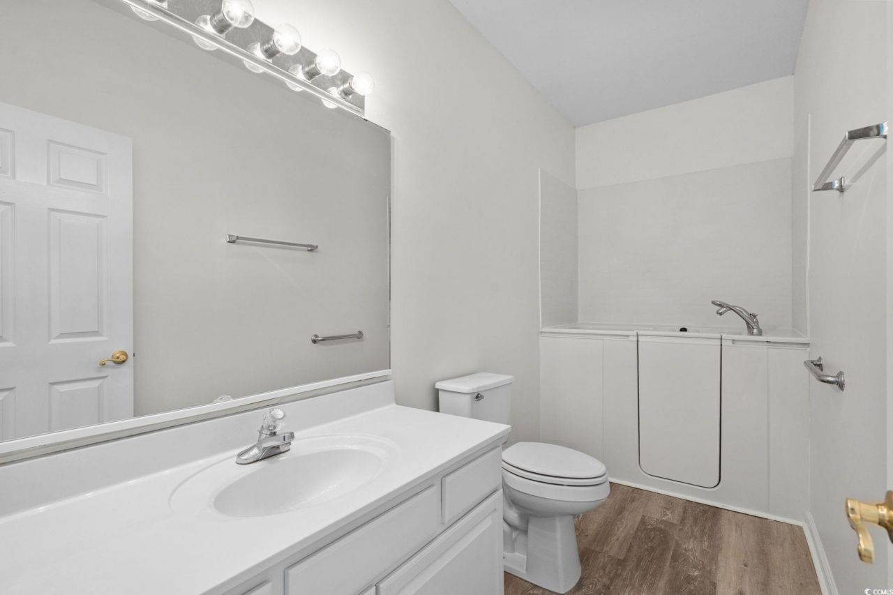 111 Greenside Villas Dr. Photo 25