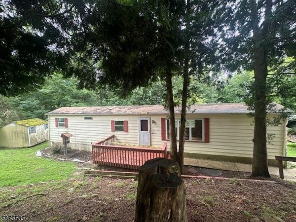 10 Timbercroft Rd, High Bridge, NJ 08829