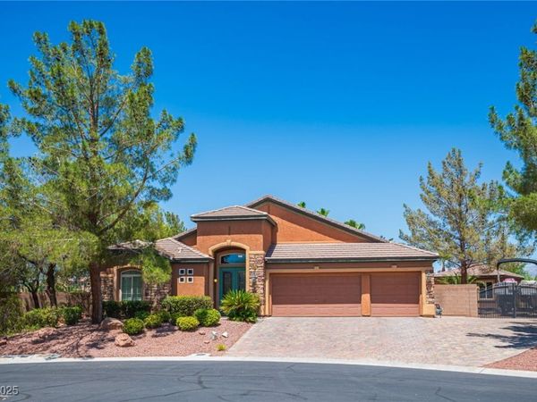 5832 Farnsworth Pond Avenue, Las Vegas, NV 89130