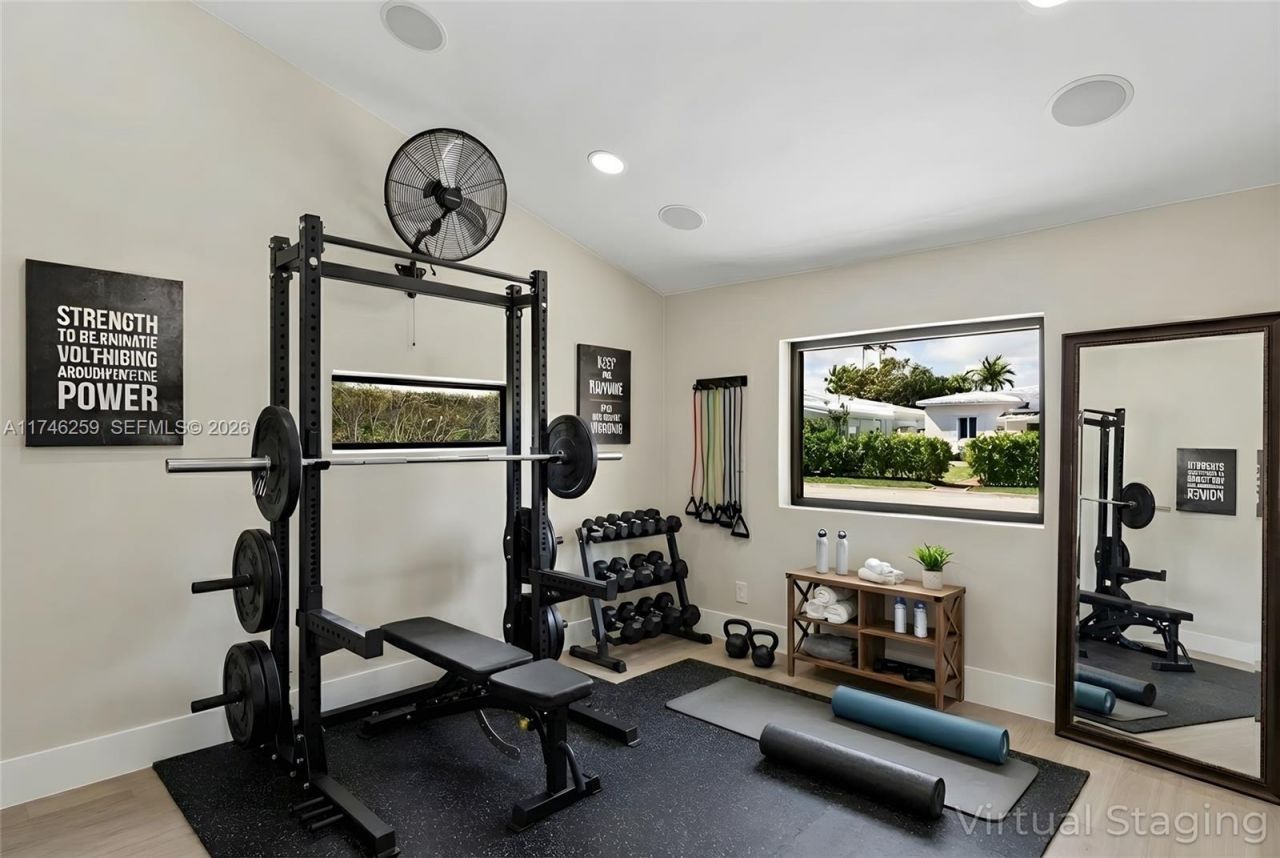 9073 Dickens Ave, Surfside, FL 33154 Photo