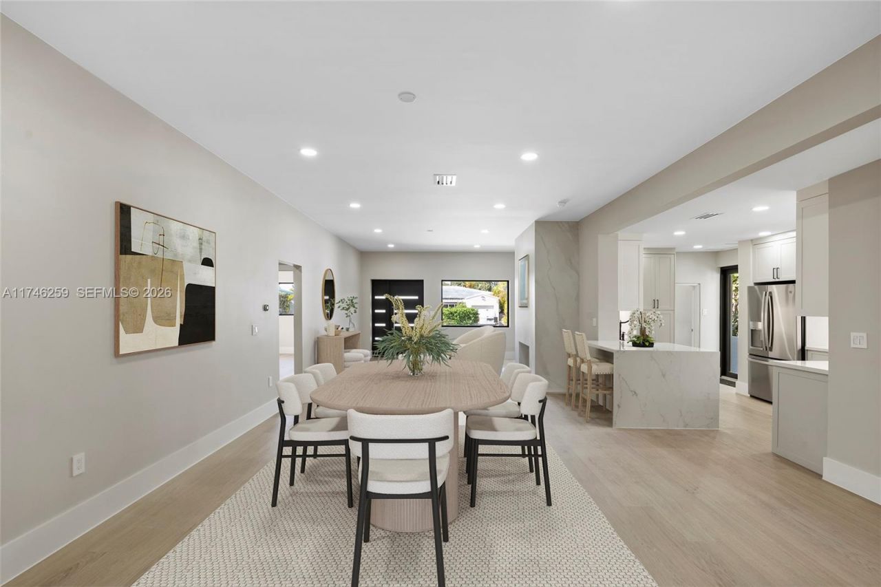 9073 Dickens Ave, Surfside, FL 33154 Photo