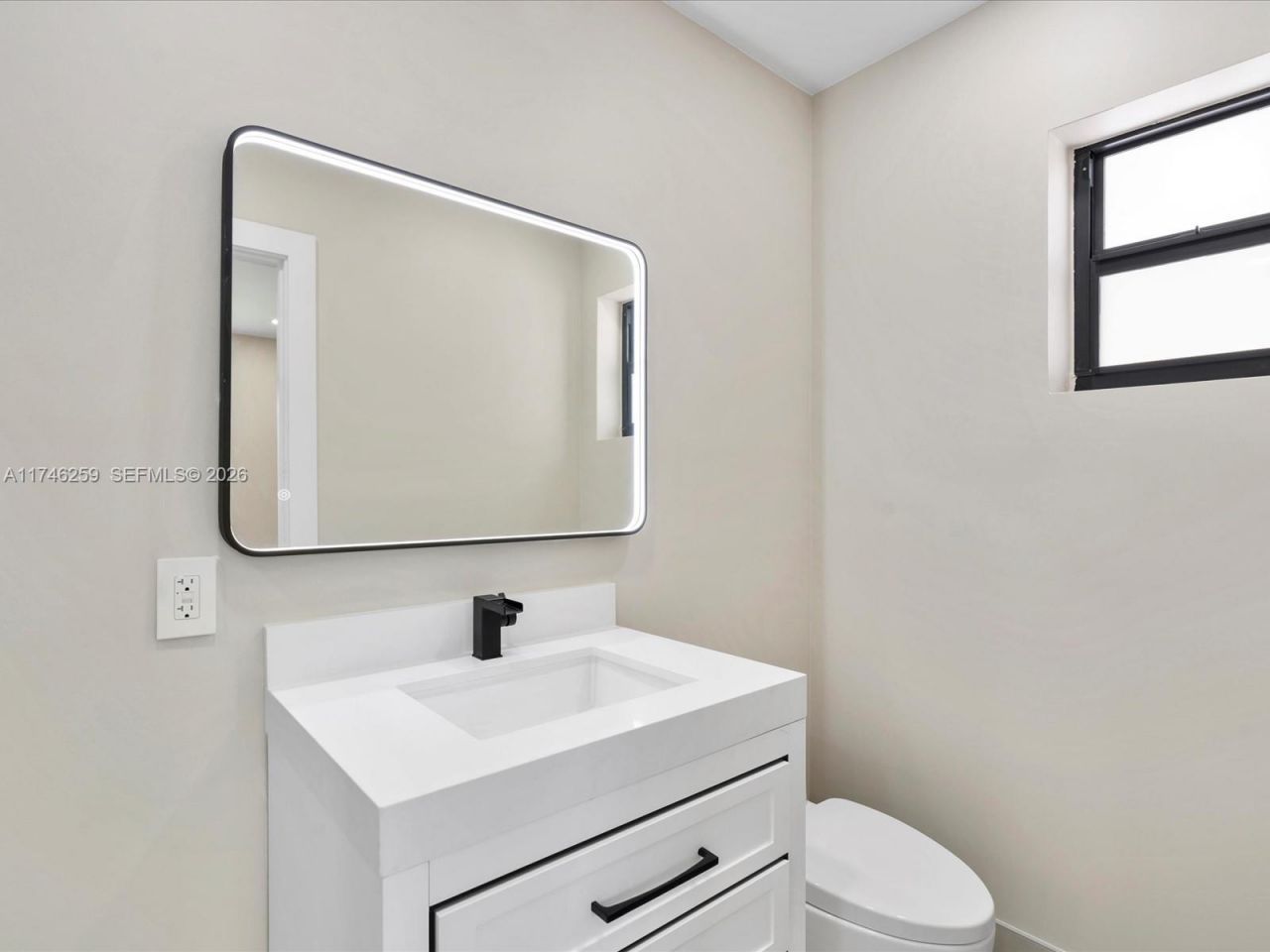 9073 Dickens Ave, Surfside, FL 33154 Photo