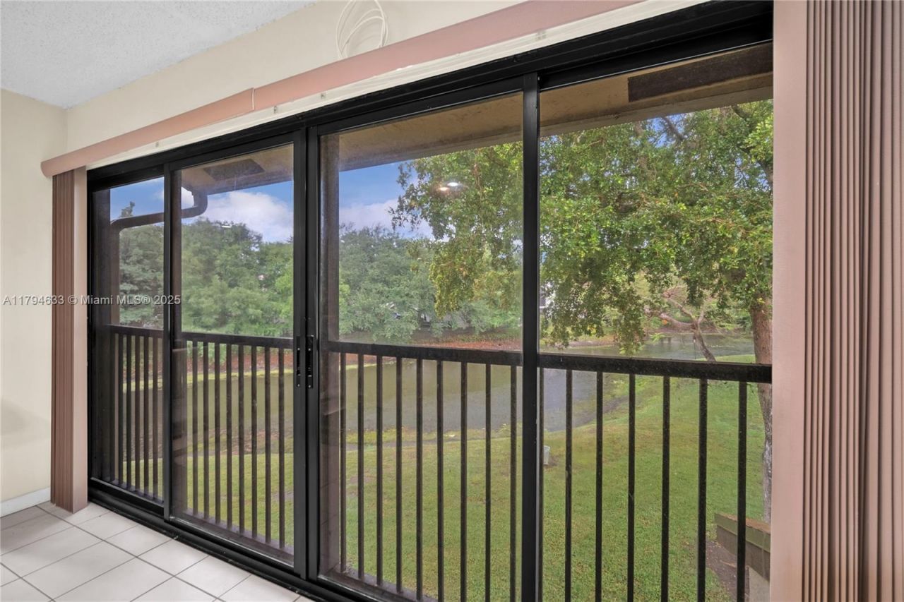 3699 Cocoplum Cir, Unit 3538, Coconut Creek, FL 33063 Photo