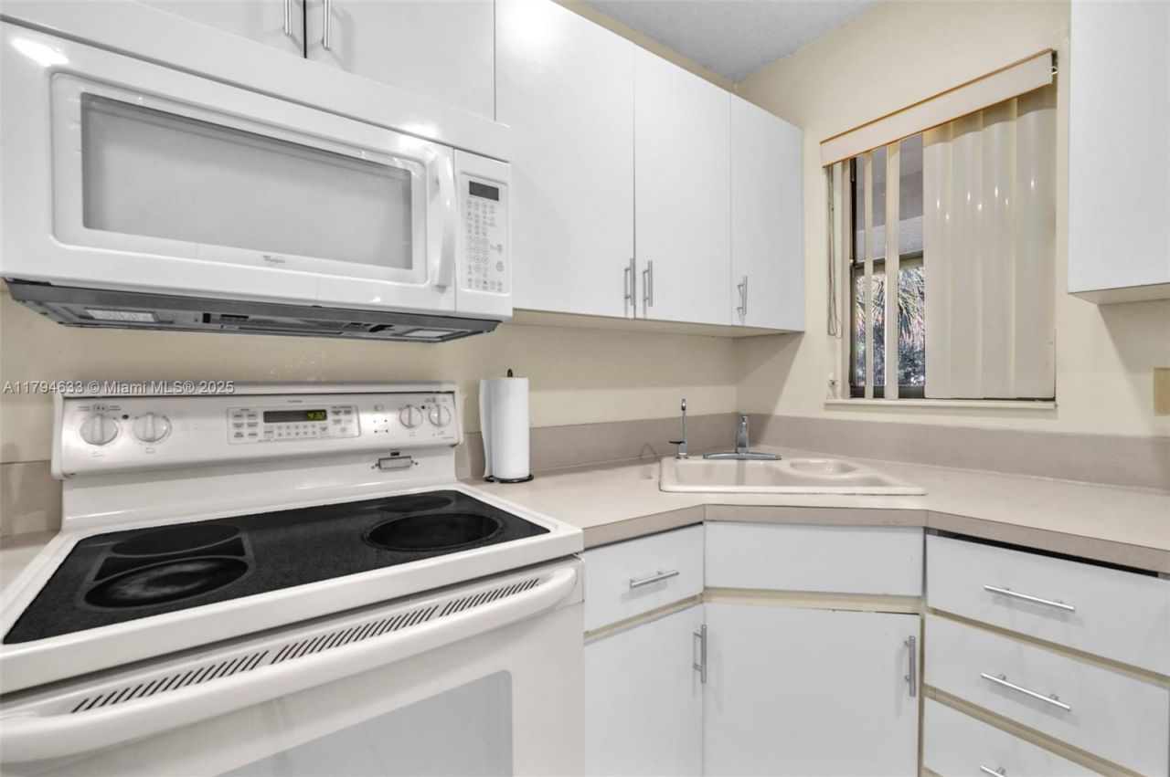 3699 Cocoplum Cir, Unit 3538, Coconut Creek, FL 33063 Photo