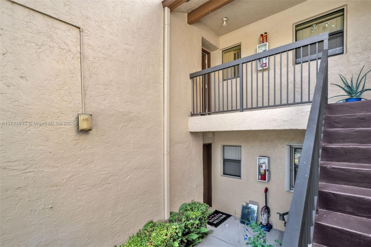 3699 Cocoplum Cir, Unit 3538, Coconut Creek, FL 33063 Photo